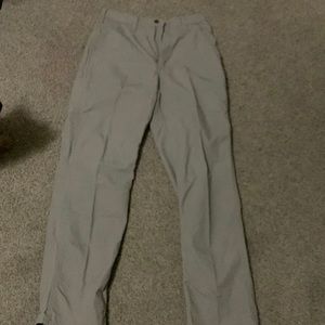 Carhartt heavyweight work pants that are built to move. Rugged flex, relax fit